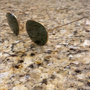 Ray-Ban Round Sunglasses